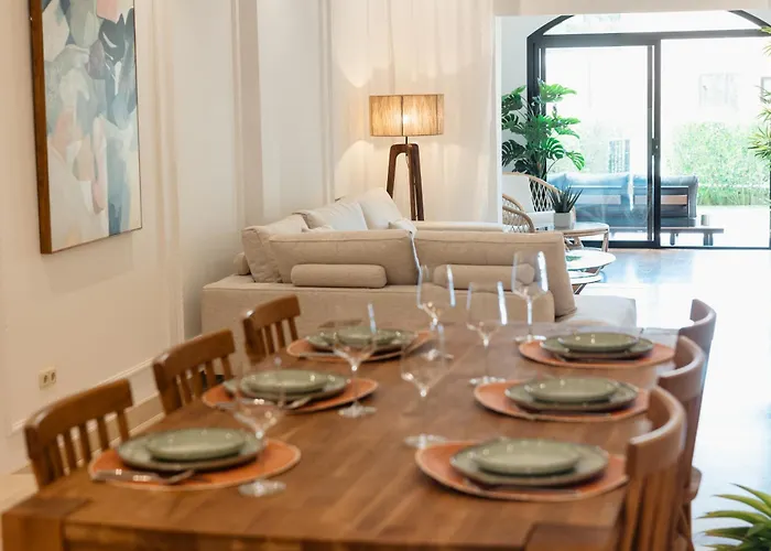 Apartamento 3 Bedroom Apartment, With Private Garden And Terrace, In Puerto Banus *