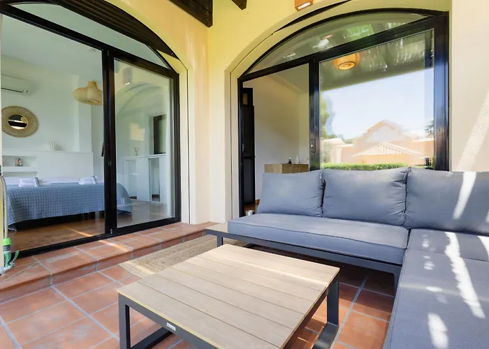 3 Bedroom Apartment, With Private Garden And Terrace, In Puerto Banus Apartament