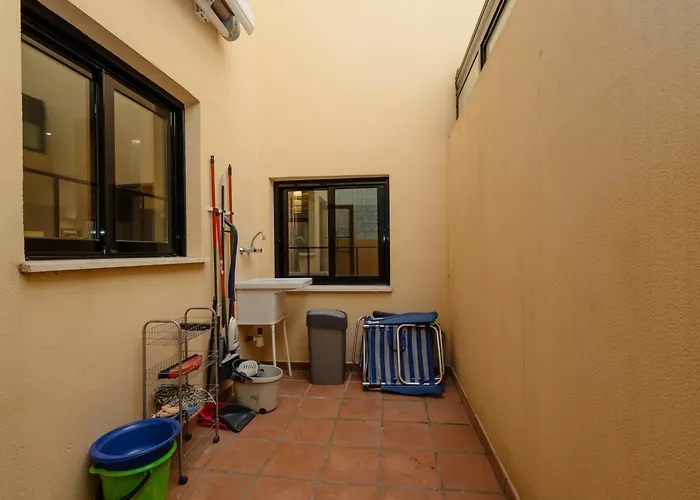 3 Bedroom Apartment, With Private Garden And Terrace, In Puerto Banus Apartamento Marbella